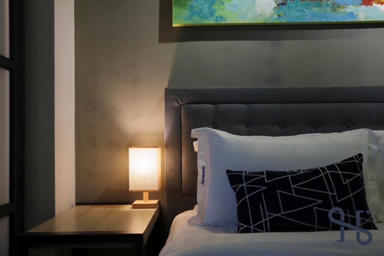 Homesuite' At Jesselton Quay