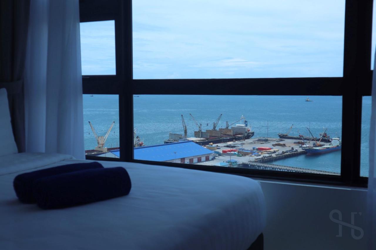Apartment Homesuite' At Jesselton Quay