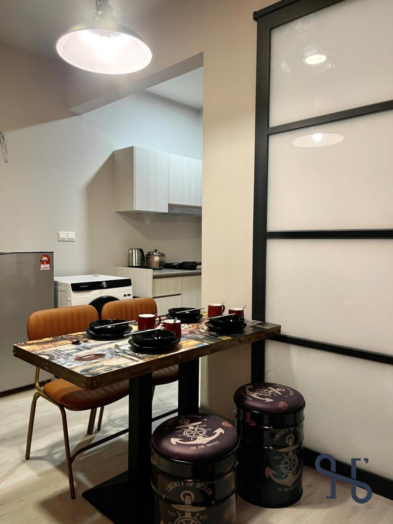 Homesuite' At Jesselton Quay
