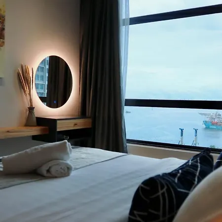 Homesuite' Home At Jesselton Quay Kota Kinabalu Exterior photo